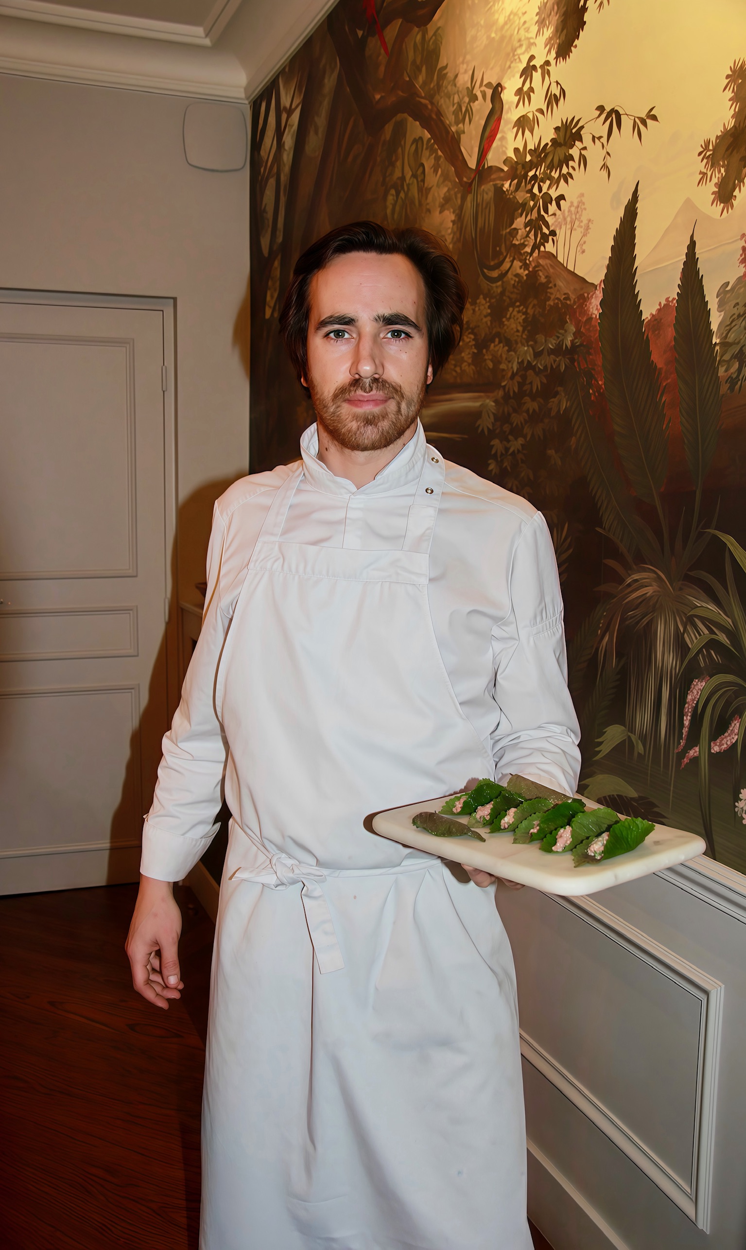 Chef Prémices dressant des amuse-bouches pour un cocktail corporate